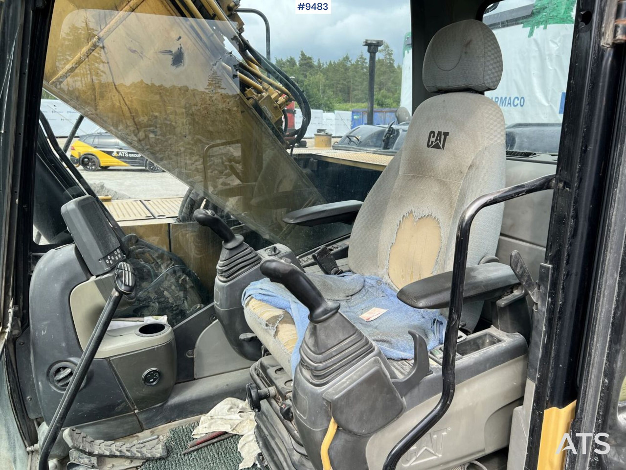 CAT 320 D with attachments (VIDEO) - حفارات زحافة: صور 4 CAT 320 D with attachments (VIDEO) - حفارات زحافة: صور 4