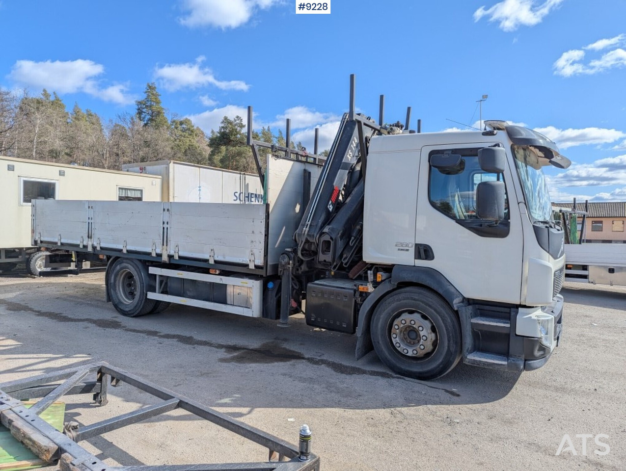 Crane Truck Volvo FL 280 4X2 with HIAB XS 144 E-5 crane (SEE VIDEO) - شاحنة كرين: صور 2 Crane Truck Volvo FL 280 4X2 with HIAB XS 144 E-5 crane (SEE VIDEO) - شاحنة كرين: صور 2