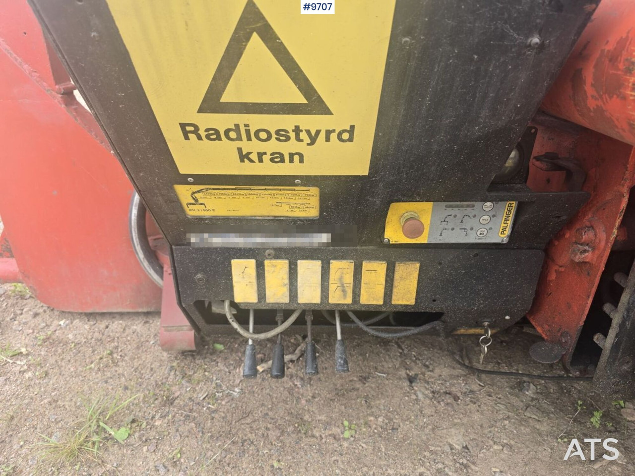 Crane flatbed Palfinger 21 t/m - جسم الشاحنة المسطحة: صور 5 Crane flatbed Palfinger 21 t/m - جسم الشاحنة المسطحة: صور 5