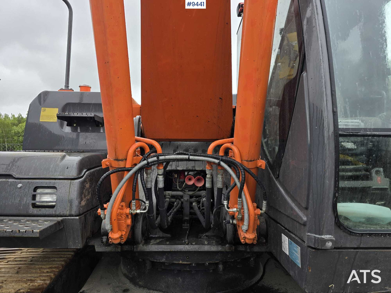 Hitachi ZX 250 LC-3 إيجار Hitachi ZX 250 LC-3: صور 16