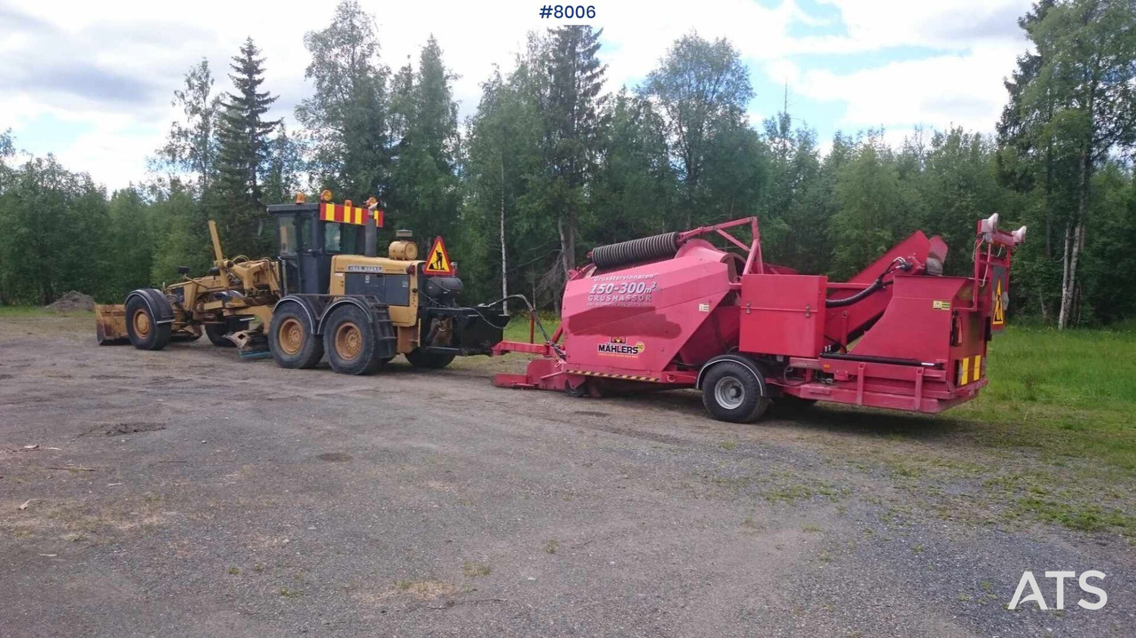 John Deere 772-A Grader with Gravel Sorter, see video - آلة تسوية الأرض: صور 1 John Deere 772-A Grader with Gravel Sorter, see video - آلة تسوية الأرض: صور 1