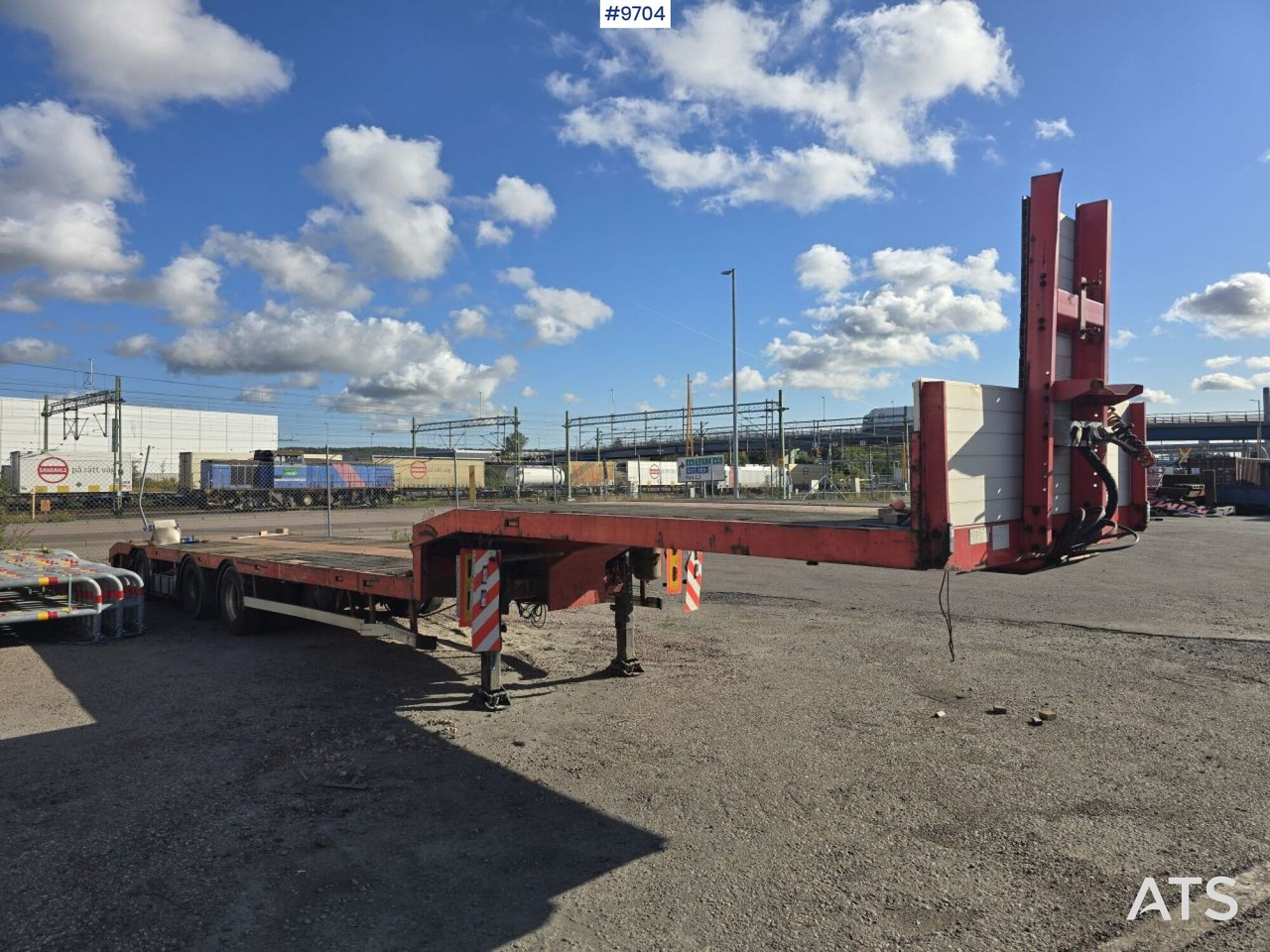 Jumbotrailer HRD NTG - عربة مسطحة منخفضة نصف مقطورة: صور 1 Jumbotrailer HRD NTG - عربة مسطحة منخفضة نصف مقطورة: صور 1