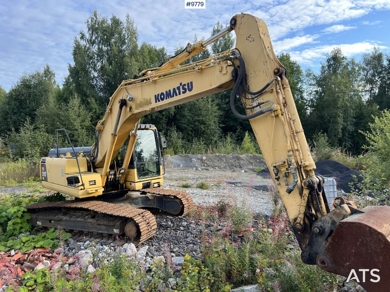 KOMATSU PC210LC-8 Excavator with buckets - حفارات زحافة: صور 1 KOMATSU PC210LC-8 Excavator with buckets - حفارات زحافة: صور 1