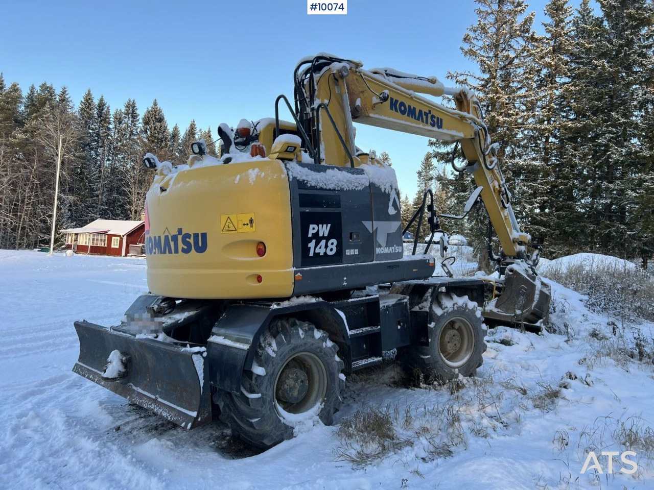 Komatsu PW148 Wheeled excavator with rotor and buckets - حفارة على عجلات: صور 5 Komatsu PW148 Wheeled excavator with rotor and buckets - حفارة على عجلات: صور 5