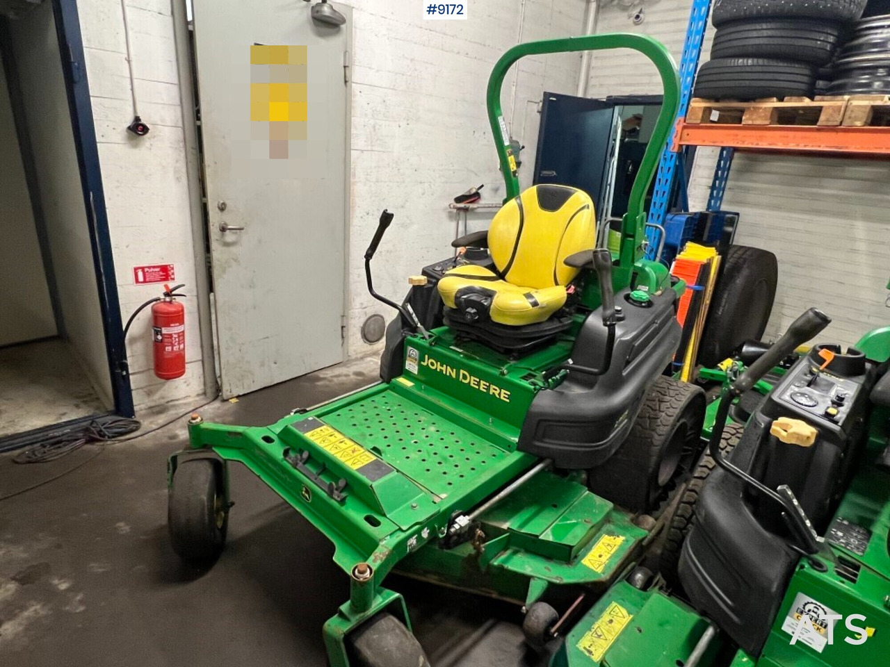 Lawn Mower - John Deere Z997R - جزازة المروج: صور 1 Lawn Mower - John Deere Z997R - جزازة المروج: صور 1