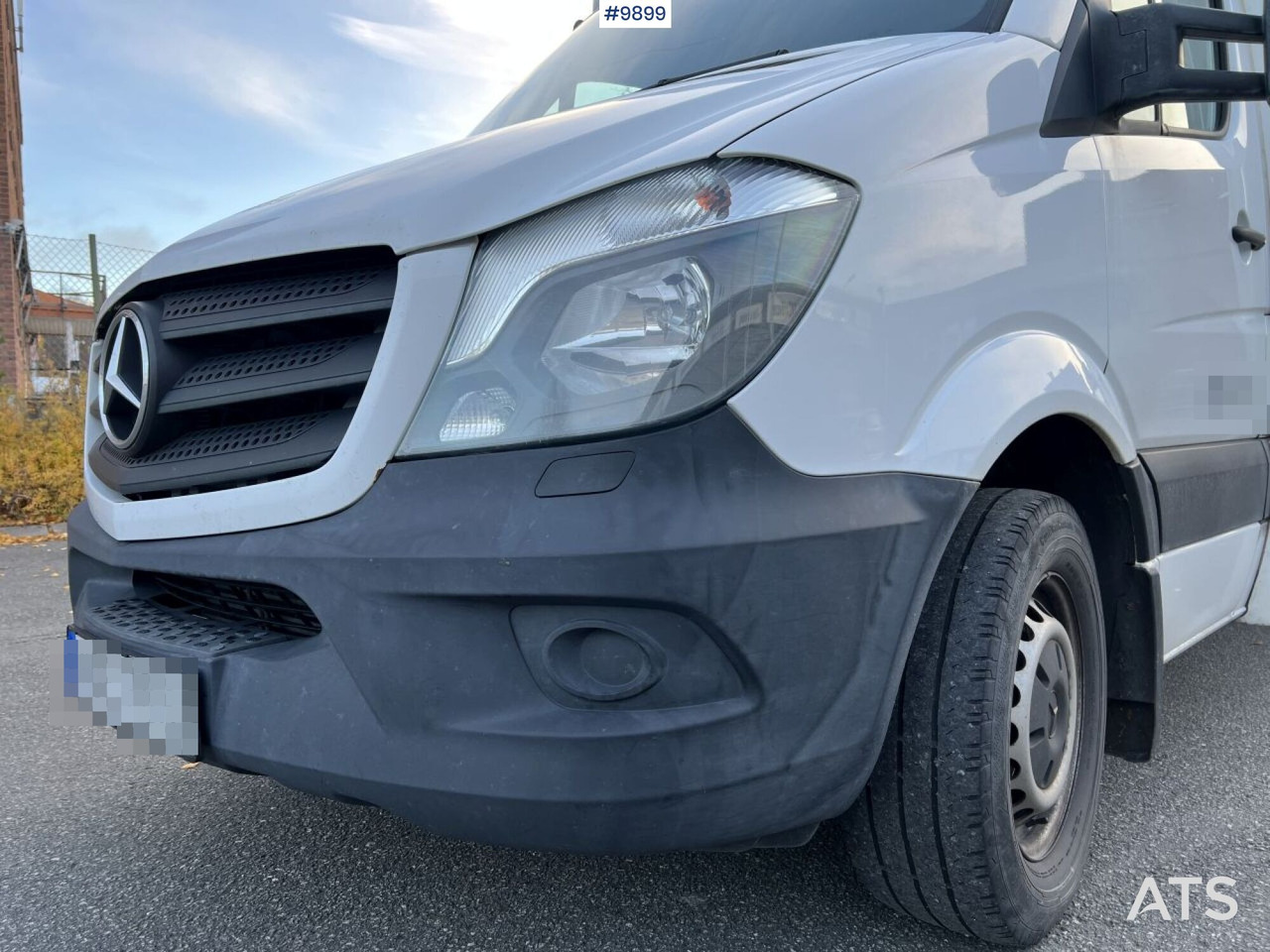 الشاحنات الصغيرة صندوق مغلق Mercedes Benz Sprinter Skåpbil med bakgavellyft: صور 14 الشاحنات الصغيرة صندوق مغلق Mercedes Benz Sprinter Skåpbil med bakgavellyft: صور 14