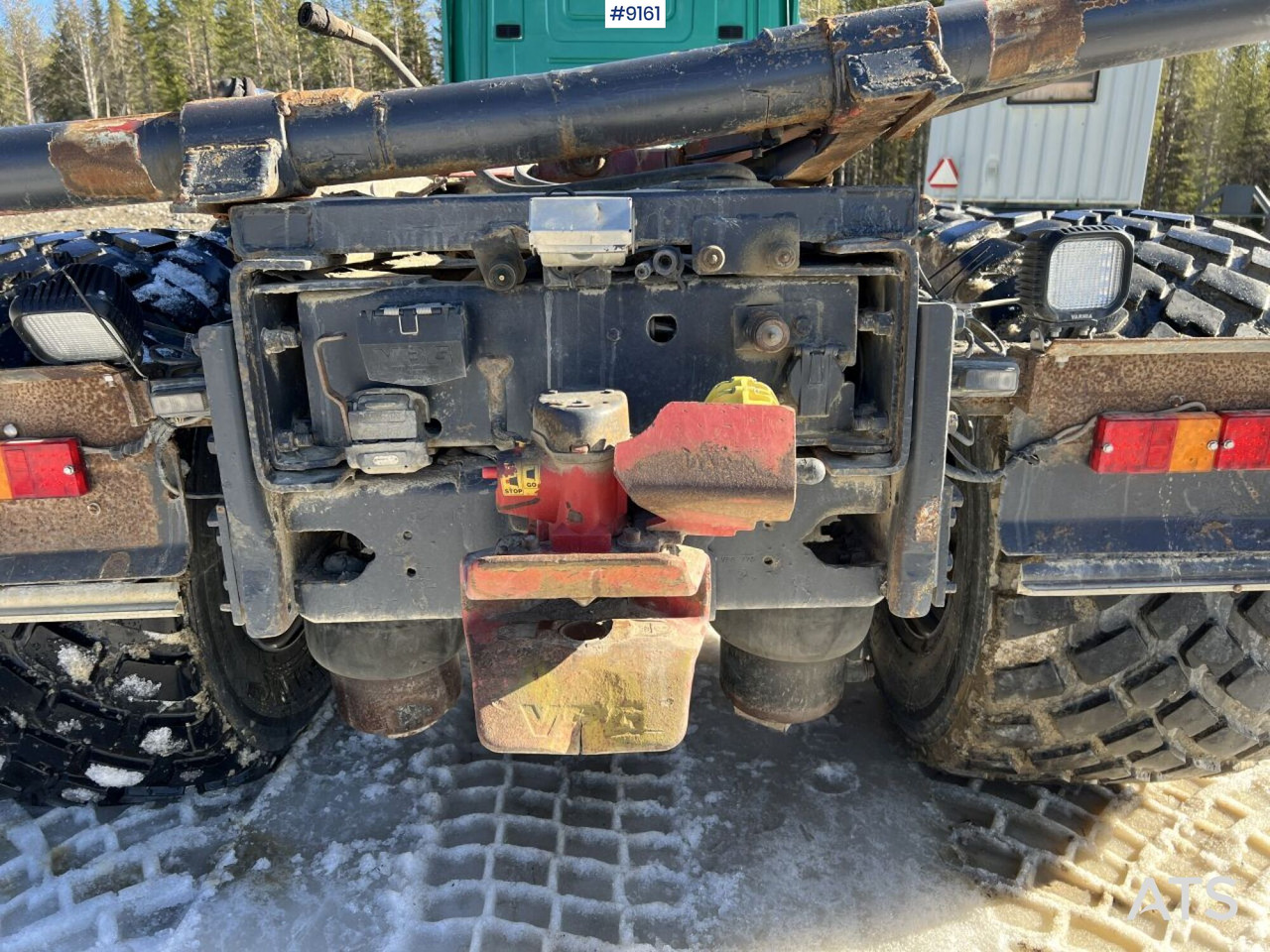 الشاسيه شاحنة Scania R124 with cameleont quick lock, underbite and plow attachments: صور 10