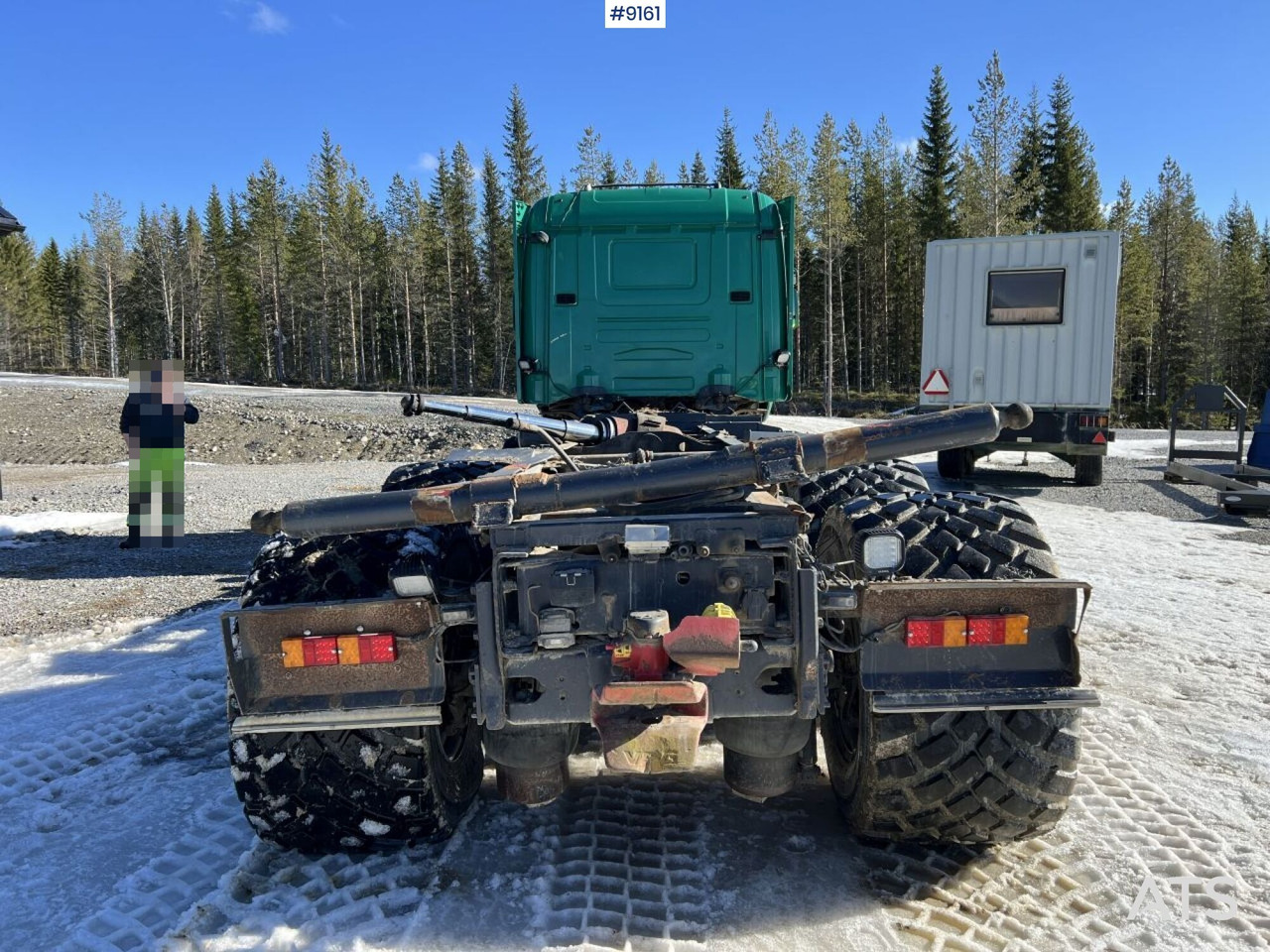 الشاسيه شاحنة Scania R124 with cameleont quick lock, underbite and plow attachments: صور 5