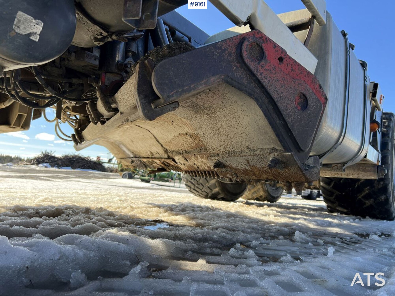 الشاسيه شاحنة Scania R124 with cameleont quick lock, underbite and plow attachments: صور 19