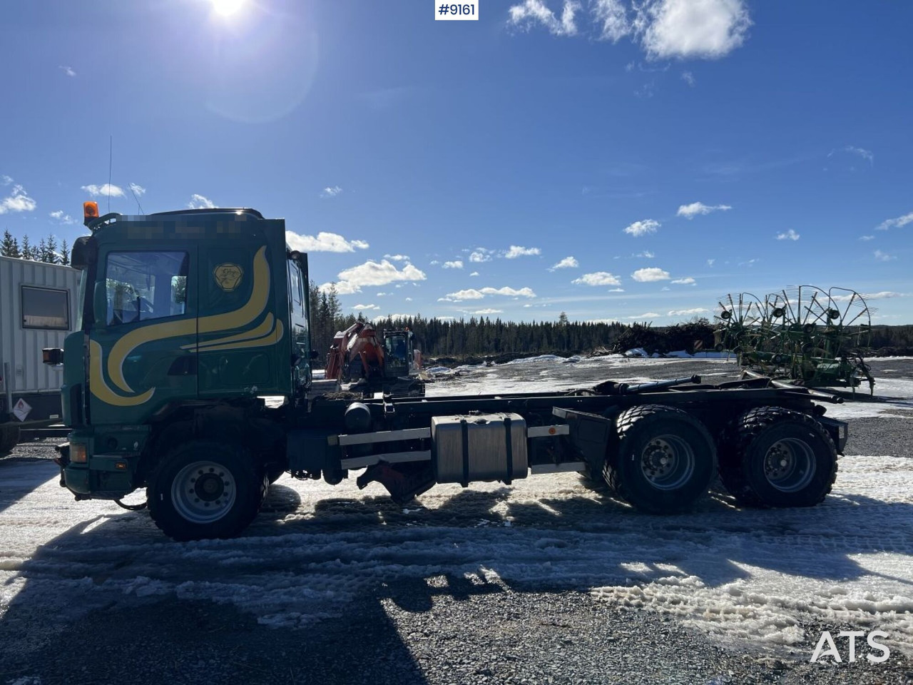 الشاسيه شاحنة Scania R124 with cameleont quick lock, underbite and plow attachments: صور 8