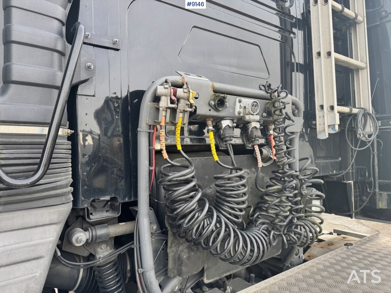 Tractor Unit Volvo FH 440 4X2 (SEE VIDEO) - شاحنة جرار: صور 5 Tractor Unit Volvo FH 440 4X2 (SEE VIDEO) - شاحنة جرار: صور 5