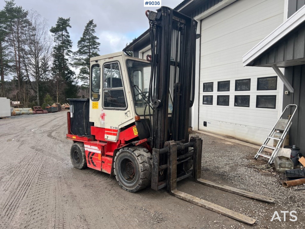 Truck Kalmar EB 4-500 with battery charger and extra tire - رافعة شوكية: صور 1 Truck Kalmar EB 4-500 with battery charger and extra tire - رافعة شوكية: صور 1