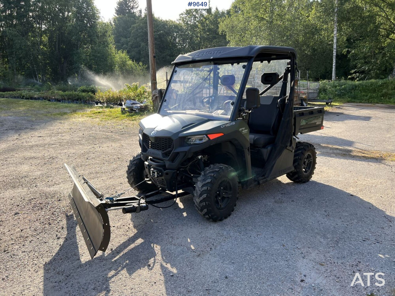 UTV CFMOTO UFORCE 600 with plow - اتفس: صور 2 UTV CFMOTO UFORCE 600 with plow - اتفس: صور 2