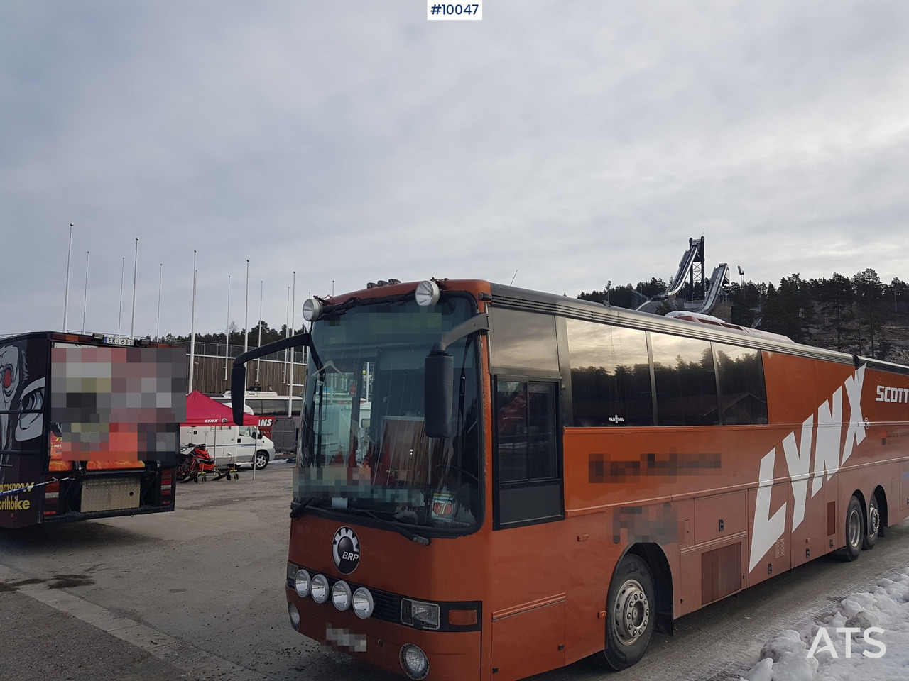 VOLVO B10M-70B Motorhome / Snowmobile bus with rear lift - كرفان فان: صور 3 VOLVO B10M-70B Motorhome / Snowmobile bus with rear lift - كرفان فان: صور 3