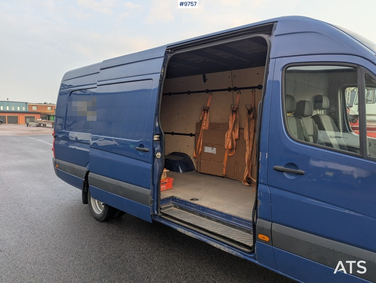 Volkswagen Crafter 50 van, C-registered - فان: صور 5 Volkswagen Crafter 50 van, C-registered - فان: صور 5