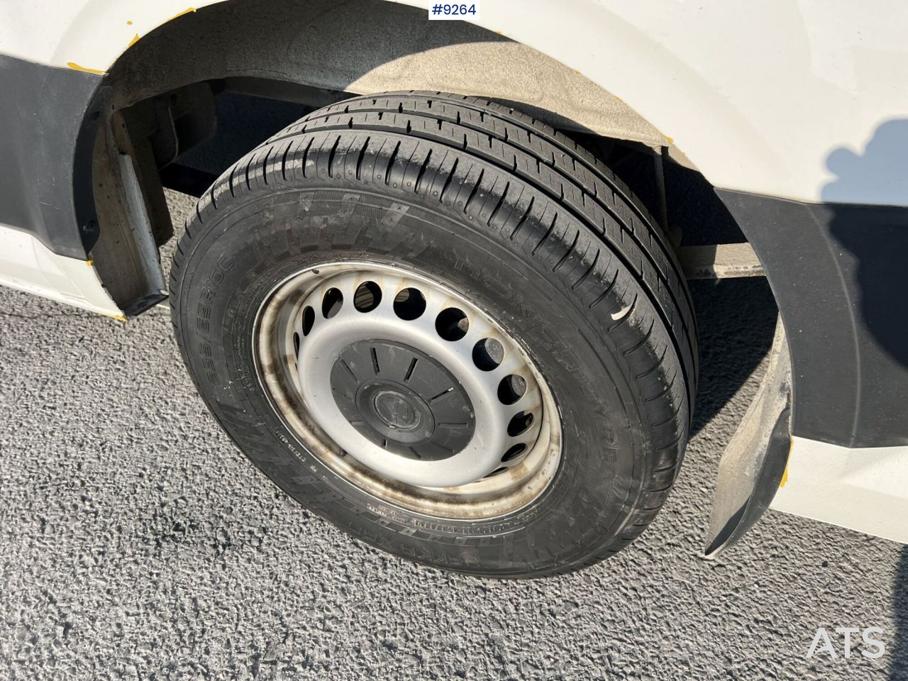 Volkswagen Crafter Maxiskåp Box Truck - بصندوق مغلق شاحنة: صور 5 Volkswagen Crafter Maxiskåp Box Truck - بصندوق مغلق شاحنة: صور 5