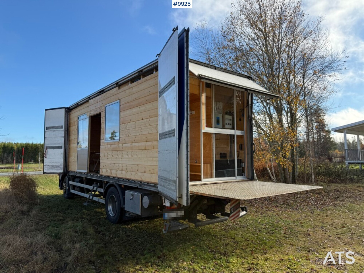 Volvo FM9 4X2 Recreational Vehicle (RV) - بصندوق مغلق شاحنة, كرفان: صور 1 Volvo FM9 4X2 Recreational Vehicle (RV) - بصندوق مغلق شاحنة, كرفان: صور 1