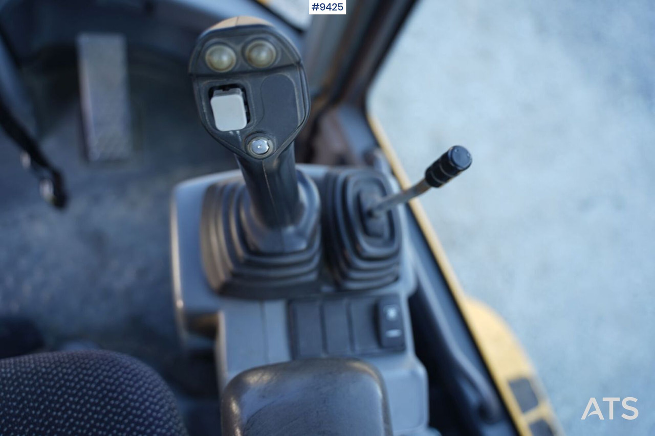 اللودر بعجل Volvo L35 G with implements (VIDEO): صور 6