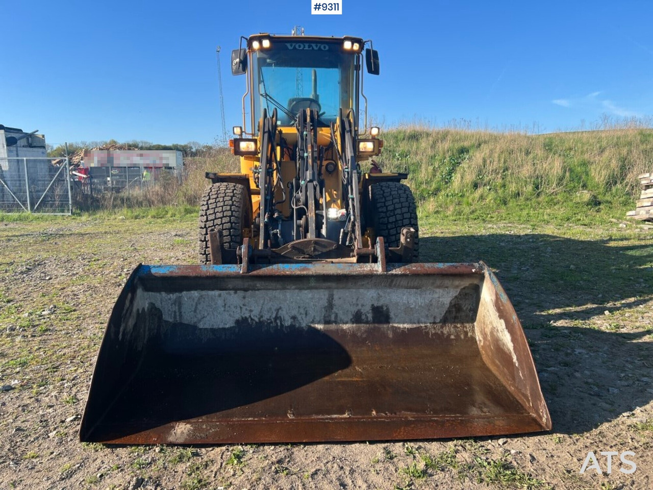 اللودر بعجل Wheel loader Volvo L50 D: صور 7
