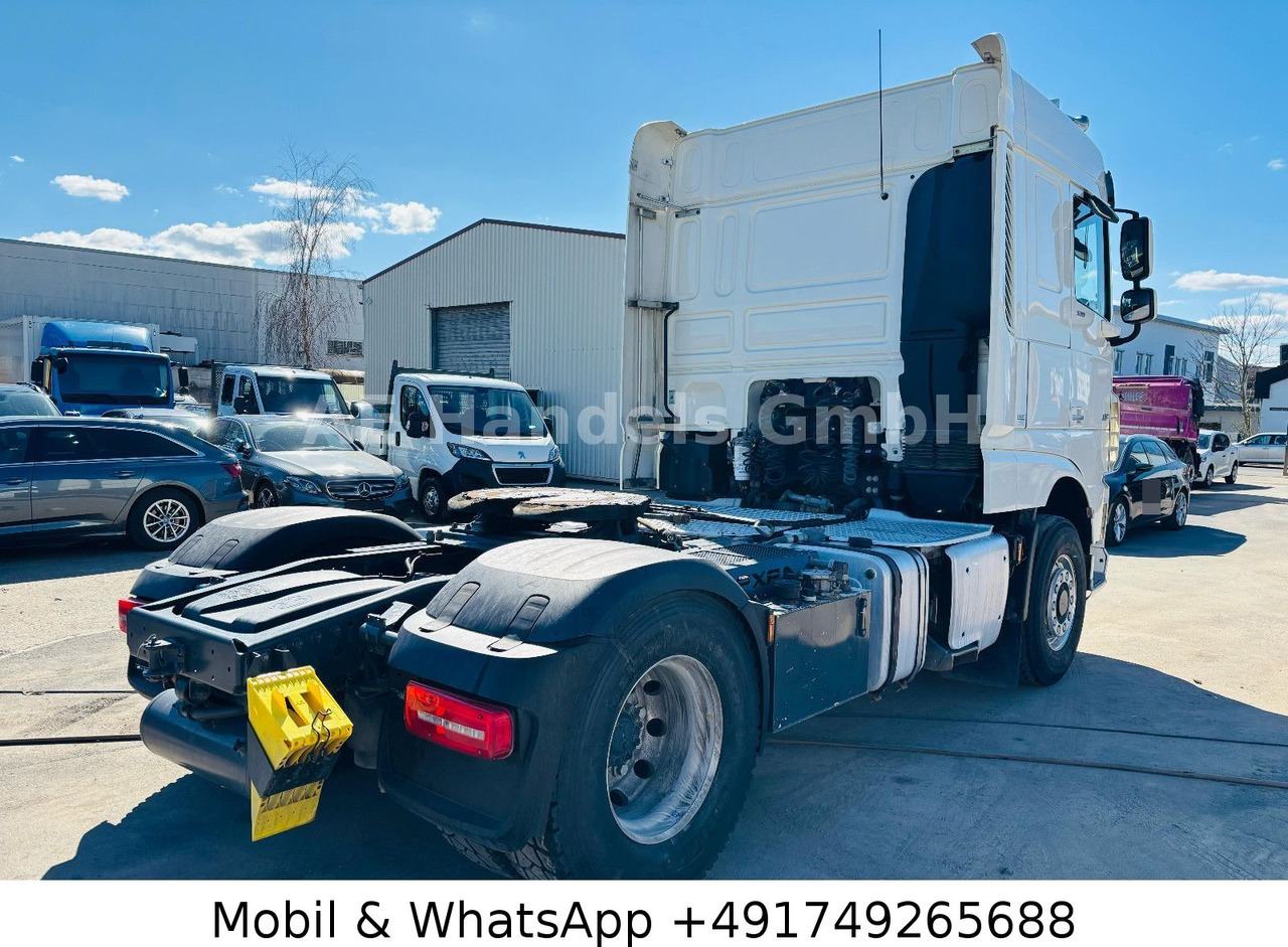 DAF XF 530 SC BL PXP 4x4 *Retarder/Hydr./Standklima - شاحنة جرار: صور 5 DAF XF 530 SC BL PXP 4x4 *Retarder/Hydr./Standklima - شاحنة جرار: صور 5