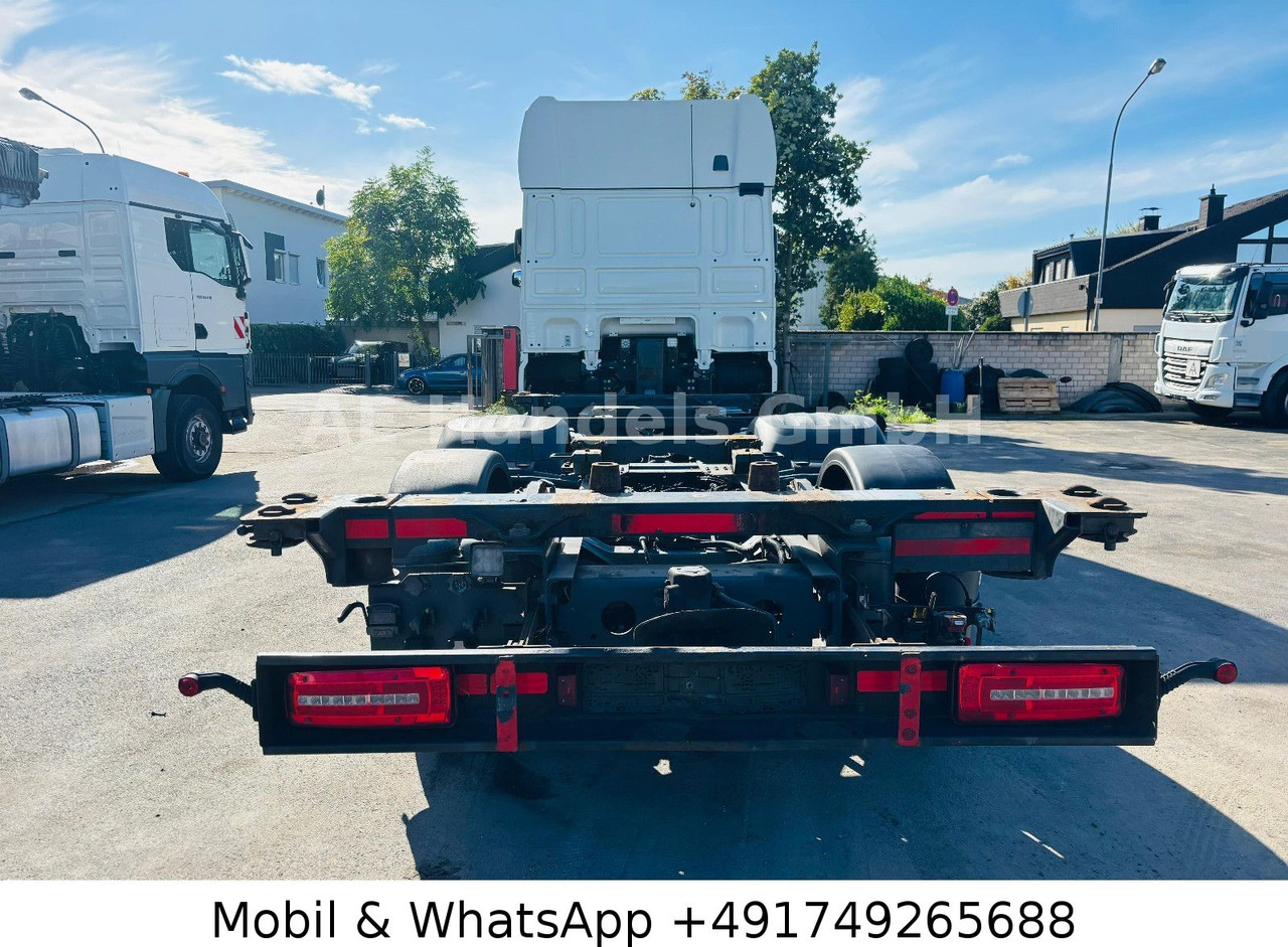 DAF XF480 SSC BDF *Retarder/Lenk+Lift/ACC/2xTank/AHK - الشاسيه شاحنة: صور 4 DAF XF480 SSC BDF *Retarder/Lenk+Lift/ACC/2xTank/AHK - الشاسيه شاحنة: صور 4