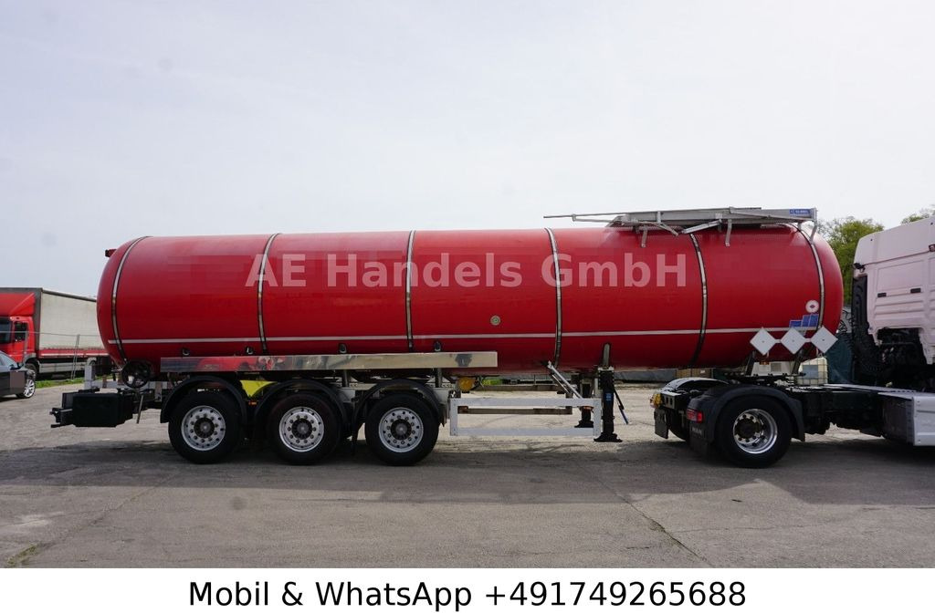 Feldbinder TSA 32.3 Aluminium Bitumen*ADR/32.000Ltr./3-Axle - نصف مقطورة صهريج: صور 2 Feldbinder TSA 32.3 Aluminium Bitumen*ADR/32.000Ltr./3-Axle - نصف مقطورة صهريج: صور 2