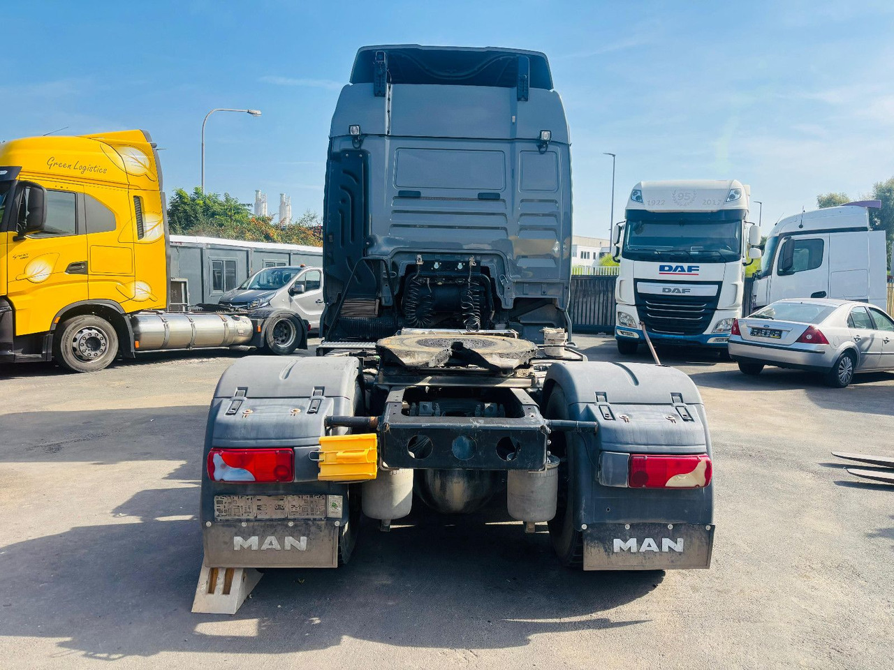 MAN TGX 18.500 XLX BL HydroDrive 4x4 *Pritarder/Hydr - شاحنة جرار: صور 4 MAN TGX 18.500 XLX BL HydroDrive 4x4 *Pritarder/Hydr - شاحنة جرار: صور 4