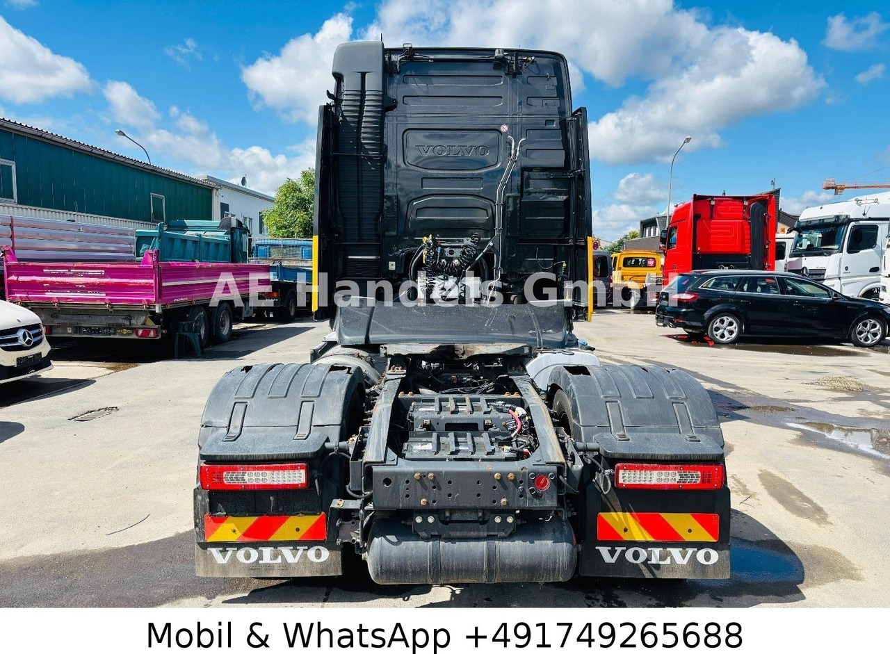 Volvo FH 460 Globe LNG *Retarder / ACC / LDW / Alcoa - شاحنة جرار: صور 4 Volvo FH 460 Globe LNG *Retarder / ACC / LDW / Alcoa - شاحنة جرار: صور 4
