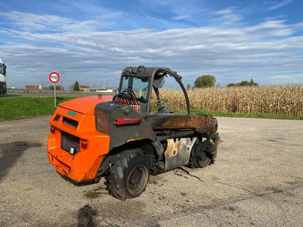 Ausa T 235H /Origine Française avec Certificat CE - جرافة ذات عجلات تلسكوبية: صور 4 Ausa T 235H /Origine Française avec Certificat CE - جرافة ذات عجلات تلسكوبية: صور 4