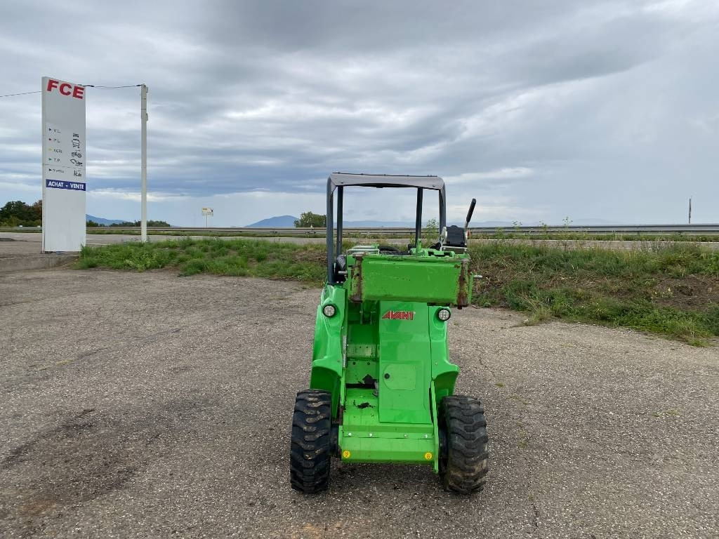 Avant M 528 EIPTT /Certificat CE endommagée - لودر مفصلي صغير: صور 3 Avant M 528 EIPTT /Certificat CE endommagée - لودر مفصلي صغير: صور 3