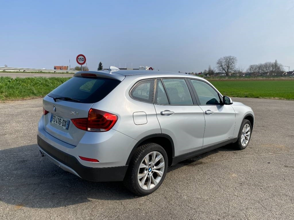 BMW X1 x-drive E84 2.0i TwinPowerTurbo - سيارة دفع رباعي: صور 4 BMW X1 x-drive E84 2.0i TwinPowerTurbo - سيارة دفع رباعي: صور 4