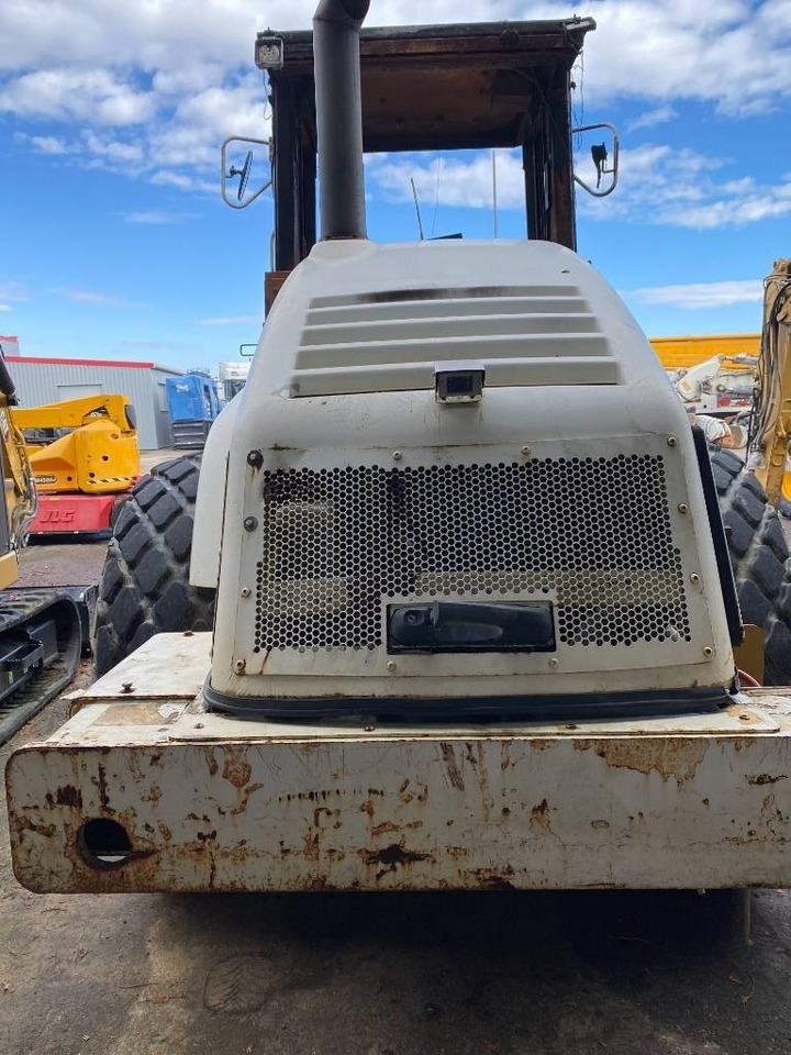 CAT CS-563E Origine Française /Certificat CE endommagé - مدحلة: صور 5 CAT CS-563E Origine Française /Certificat CE endommagé - مدحلة: صور 5