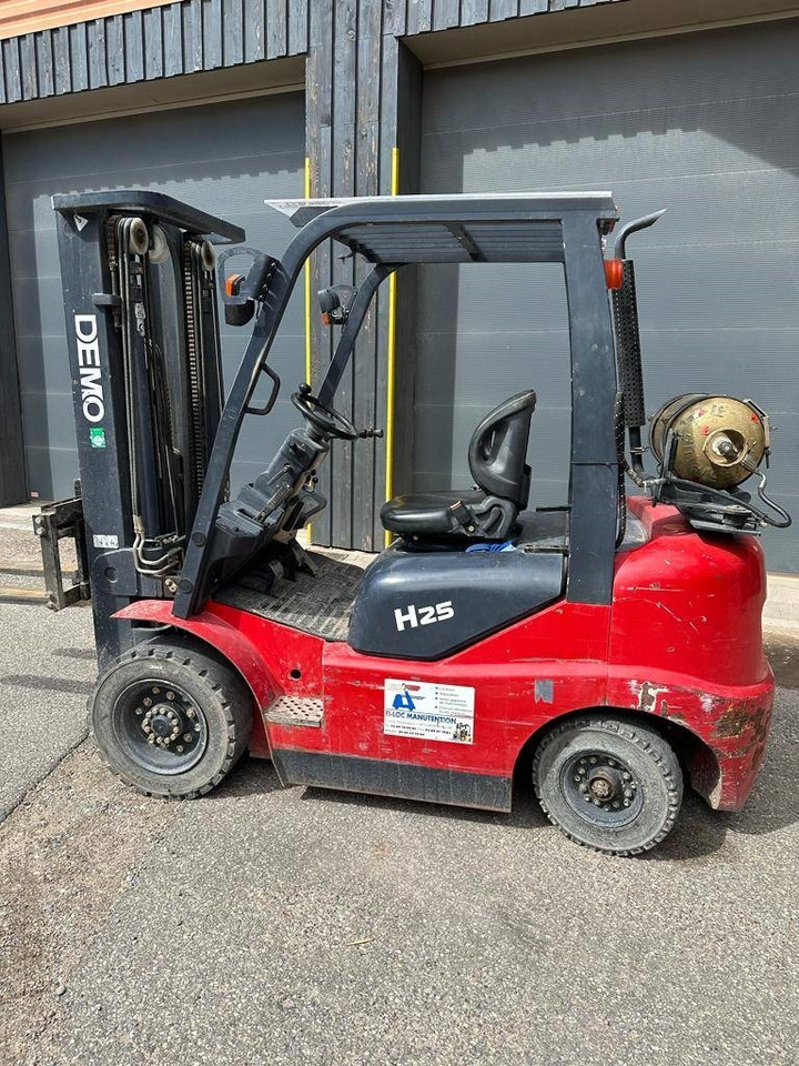 DEMO DM-H 25 VGT - رافعة شوكية تعمل بالغاز: صور 1 DEMO DM-H 25 VGT - رافعة شوكية تعمل بالغاز: صور 1