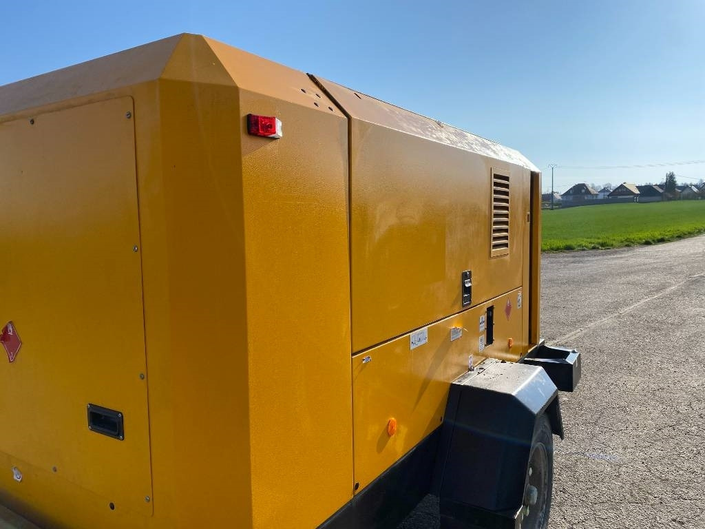 ضاغط الهواء Doosan 12/205 Stage V / BOBCAT PA12.20 1er Main endommagé: صور 28 ضاغط الهواء Doosan 12/205 Stage V / BOBCAT PA12.20 1er Main endommagé: صور 28