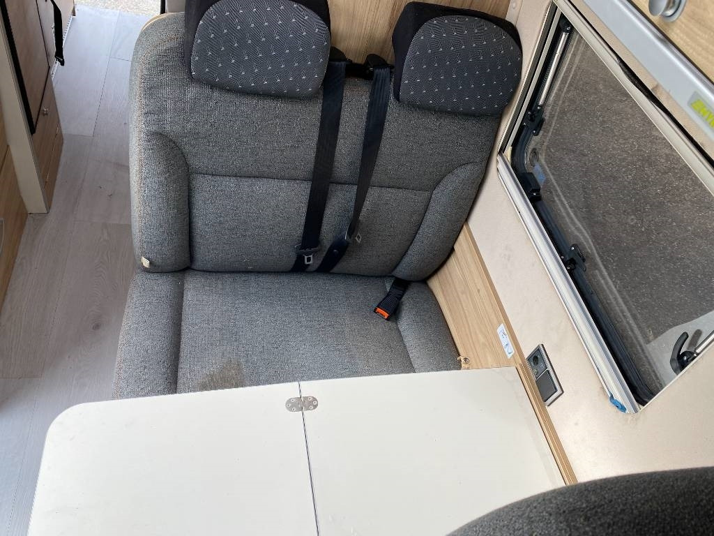 كرفان فان Hymer GRAND CANYON S 4x2 /MERCEDES SPRINTER 414 CDI endo: صور 25 كرفان فان Hymer GRAND CANYON S 4x2 /MERCEDES SPRINTER 414 CDI endo: صور 25