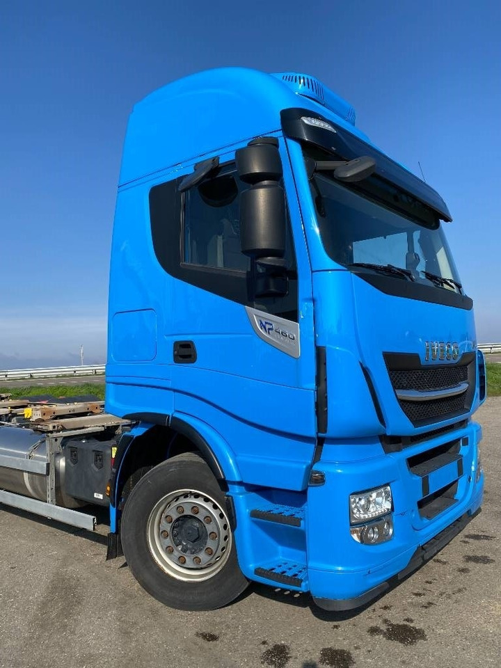 شاحنات الحاويات / جسم علوي قابل للتغيير شاحنة Iveco STRALIS 460NP LNG RETARDER: صور 37