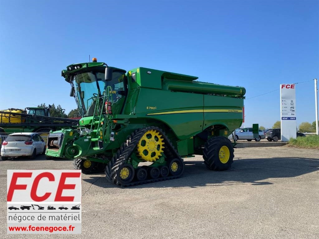 John Deere S 780i Garantie PowerGard 08/2027 - حصادة شاملة: صور 1 John Deere S 780i Garantie PowerGard 08/2027 - حصادة شاملة: صور 1