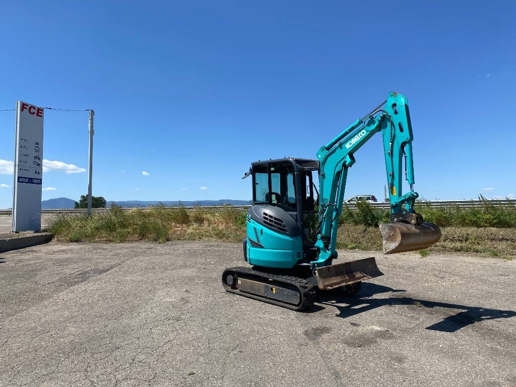 Kobelco SK28SR-6E 1er Main Origine Française endommagée - حفارة مصغرة: صور 3 Kobelco SK28SR-6E 1er Main Origine Française endommagée - حفارة مصغرة: صور 3