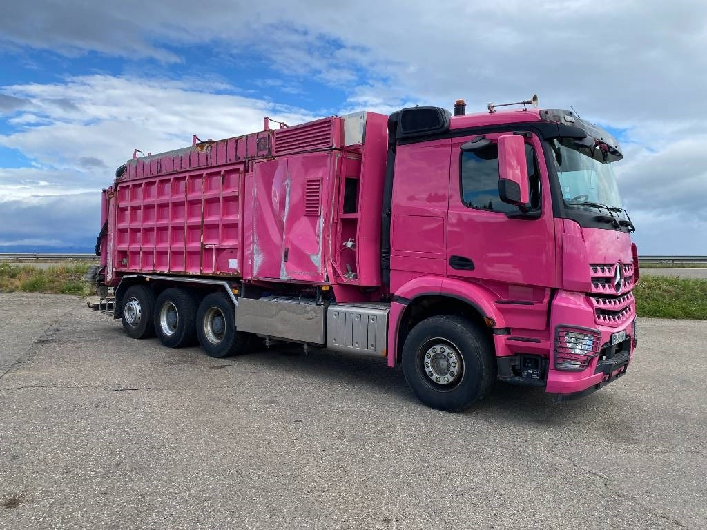 Mercedes-Benz ACTROS 3251/RSP ESE6-RD8000 endommagée - فراغ شاحنة: صور 4 Mercedes-Benz ACTROS 3251/RSP ESE6-RD8000 endommagée - فراغ شاحنة: صور 4