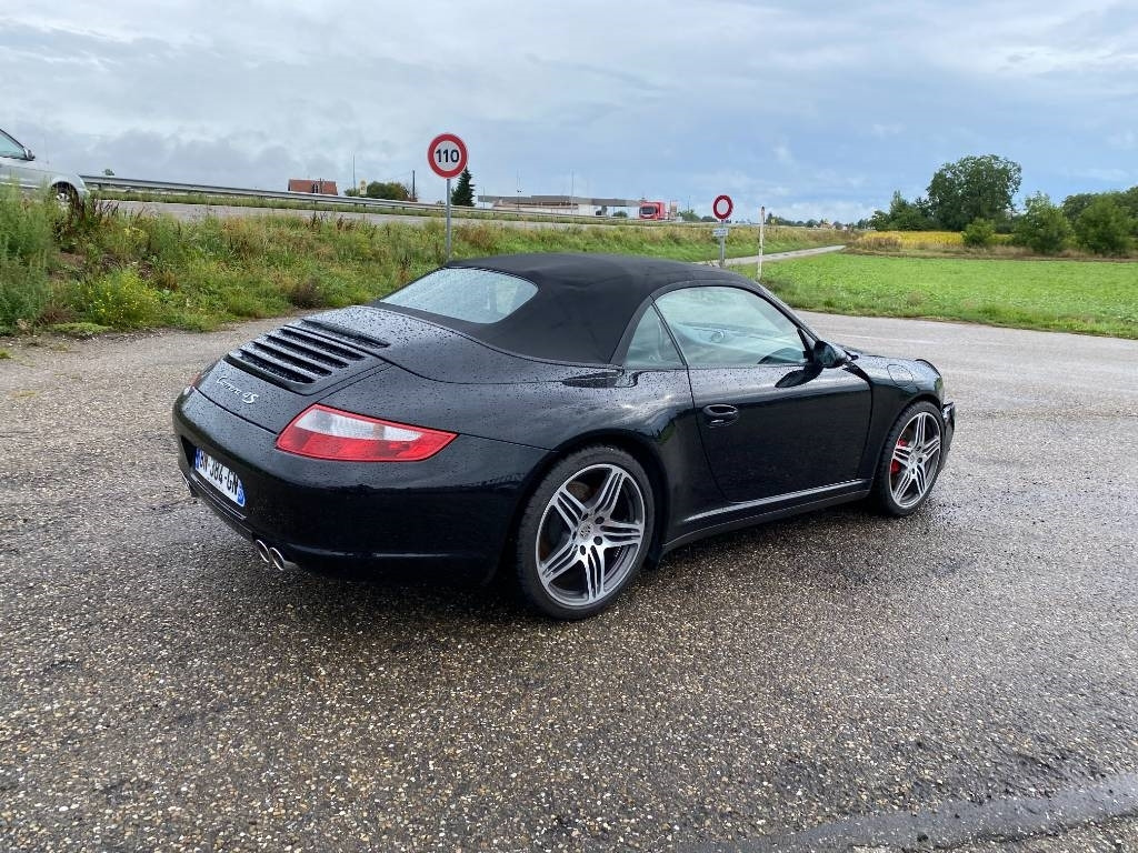 Porsche 911 3.8I Carrera 4S Cabriolet Origine Française - سيارة: صور 4 Porsche 911 3.8I Carrera 4S Cabriolet Origine Française - سيارة: صور 4