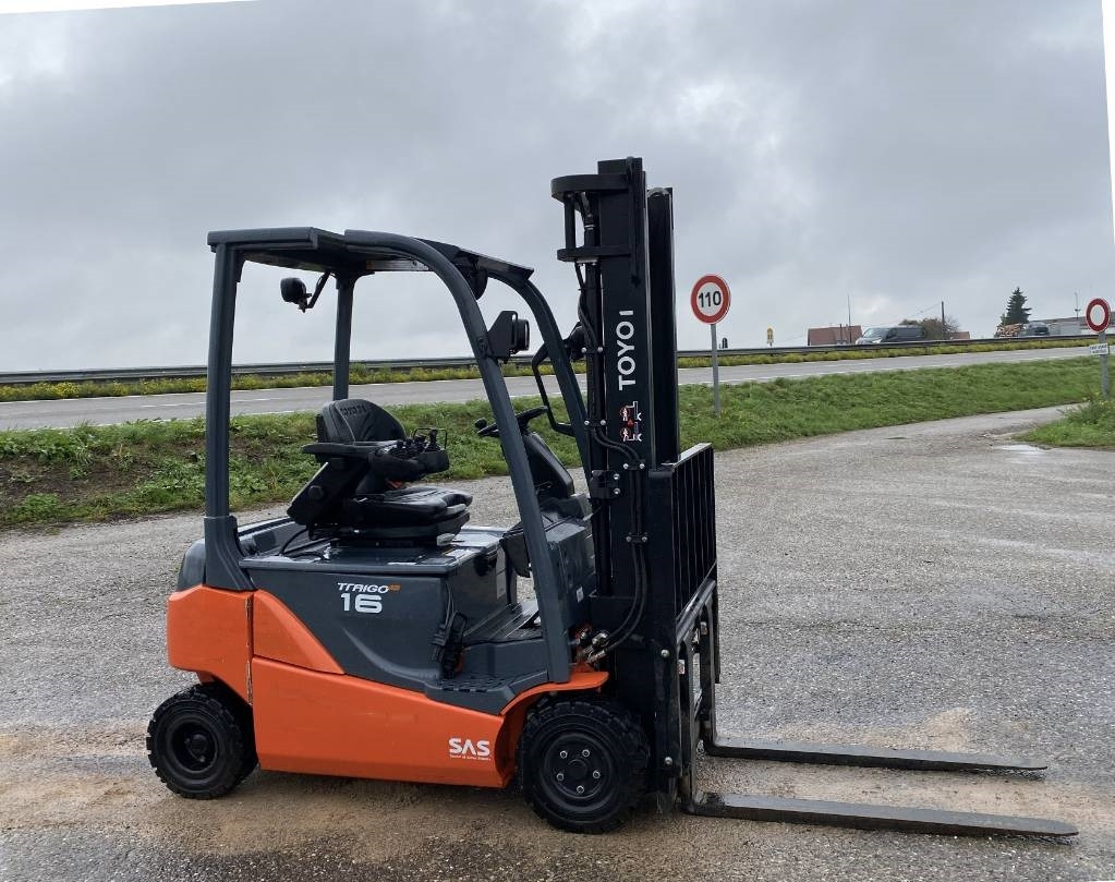 Toyota TRAIGO 48/16-8FBMK16T endommagé - رافعة شوكية كهربائية: صور 3 Toyota TRAIGO 48/16-8FBMK16T endommagé - رافعة شوكية كهربائية: صور 3