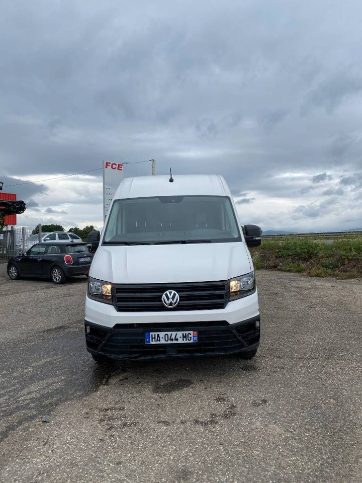 Volkswagen CRAFTER 2.0 TDI 140 L2H3 / 1er Main endommagée - الشاحنات الصغيرة صندوق مغلق: صور 2 Volkswagen CRAFTER 2.0 TDI 140 L2H3 / 1er Main endommagée - الشاحنات الصغيرة صندوق مغلق: صور 2