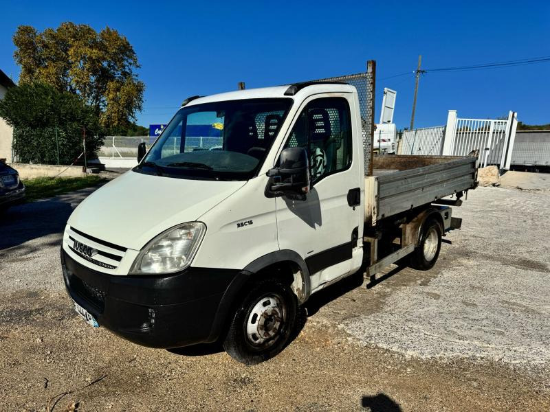 Iveco Daily 35C15 - قلاب صغير: صور 3 Iveco Daily 35C15 - قلاب صغير: صور 3
