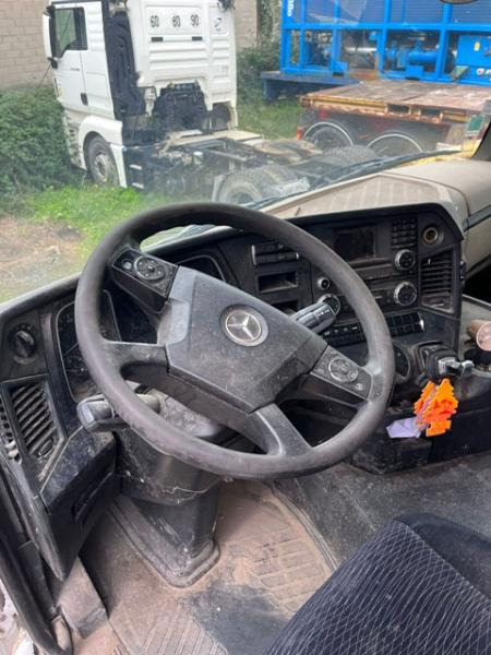 Mercedes ACTROS 1845 - شاحنة جرار: صور 4 Mercedes ACTROS 1845 - شاحنة جرار: صور 4