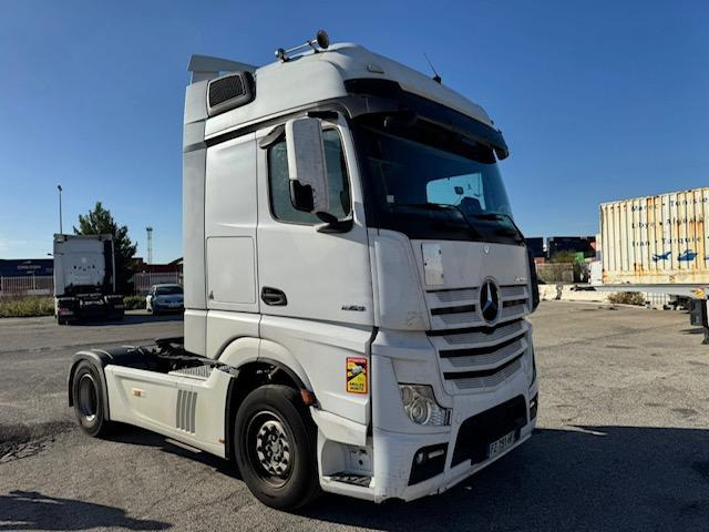 Mercedes ACTROS 1853 - شاحنة جرار: صور 1 Mercedes ACTROS 1853 - شاحنة جرار: صور 1