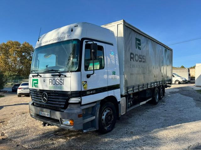 Mercedes ACTROS 2535 PLATEAU RIDELLE BACHE HAYON - شاحنة ستارة: صور 3 Mercedes ACTROS 2535 PLATEAU RIDELLE BACHE HAYON - شاحنة ستارة: صور 3
