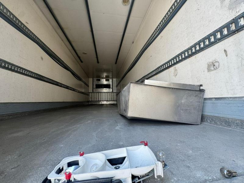 Renault D19 - مبردة شاحنة: صور 4 Renault D19 - مبردة شاحنة: صور 4