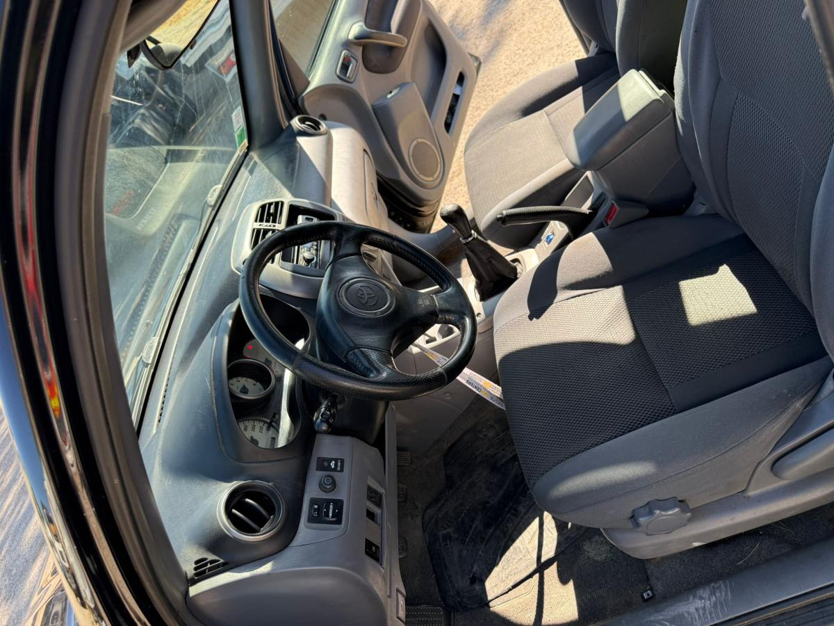 Toyota Rav 4 - هاتشباك: صور 4 Toyota Rav 4 - هاتشباك: صور 4