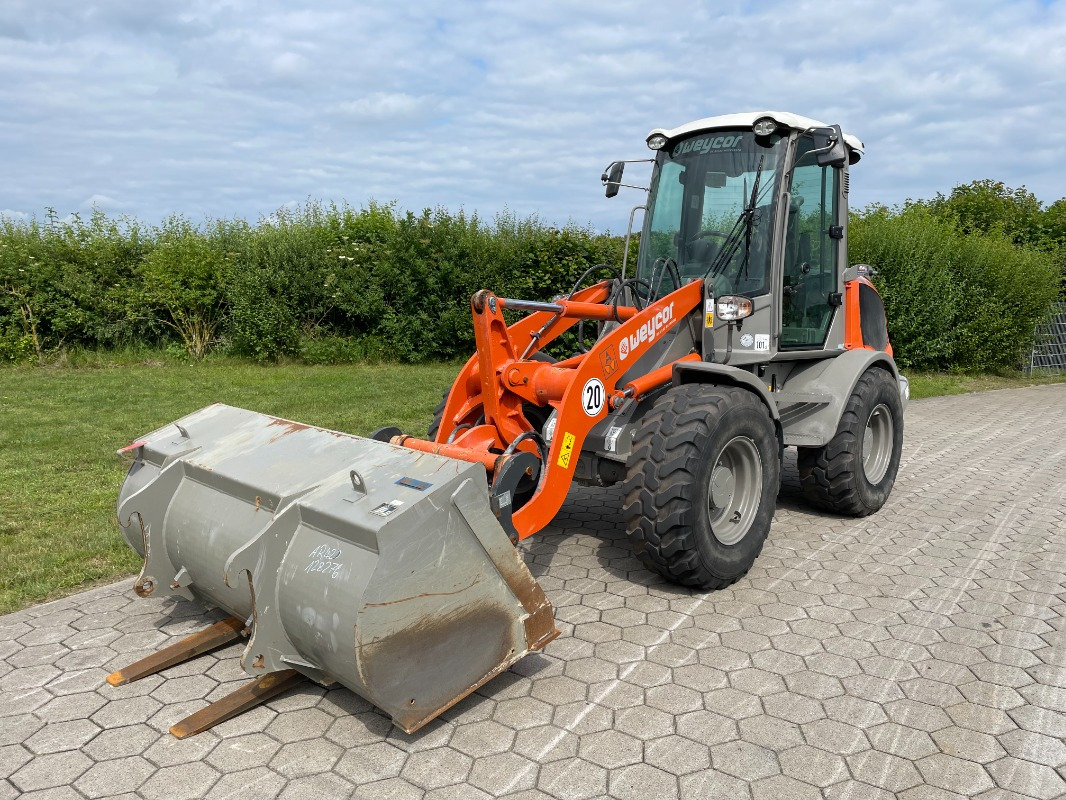 Atlas AR420 - اللودر بعجل: صور 1 Atlas AR420 - اللودر بعجل: صور 1