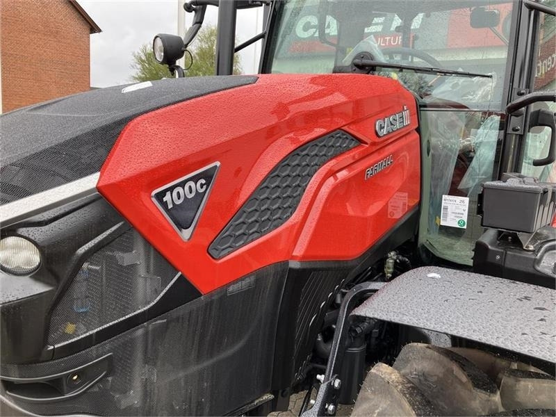 Case IH Farmall 100C - جرار: صور 5 Case IH Farmall 100C - جرار: صور 5